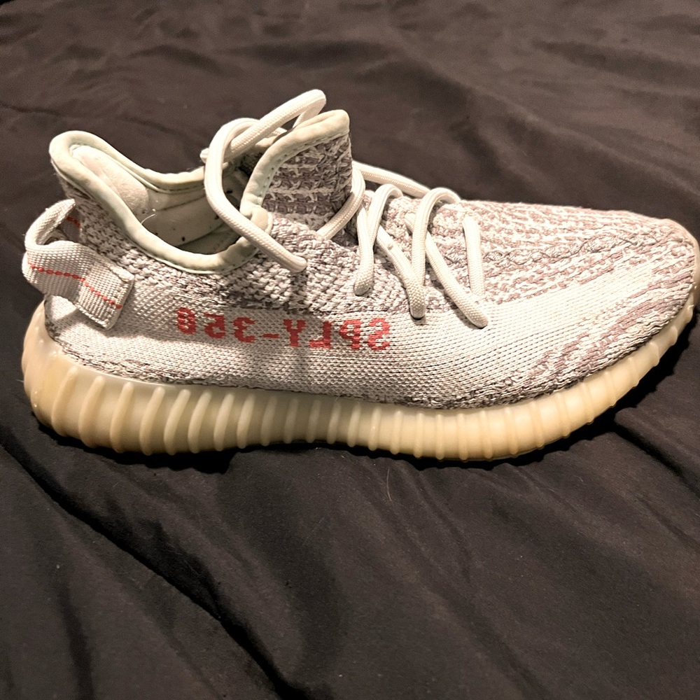 Yeezy Boost 350 V2 Beluga 2.0